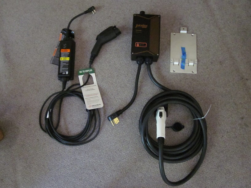 120v-240v charge cords.jpg