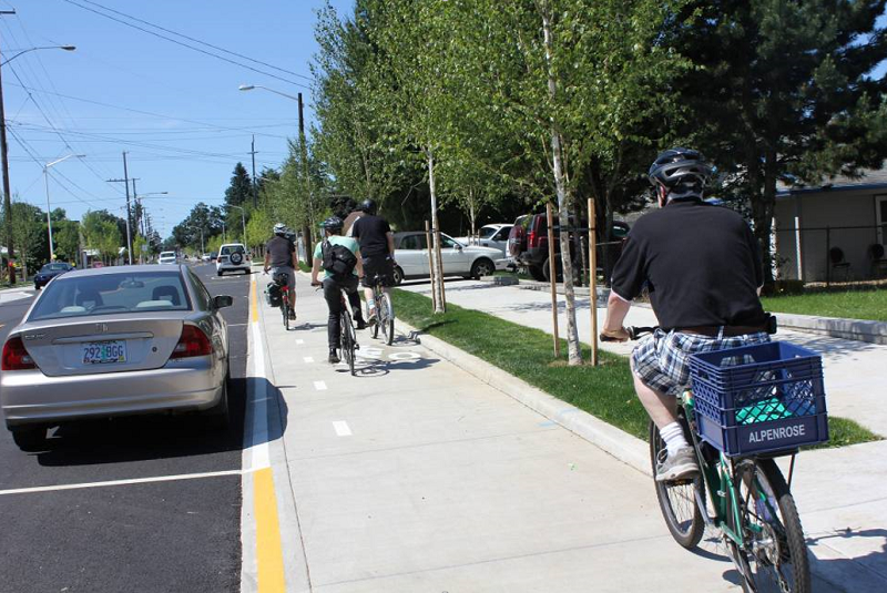Portland Parking-Protected Bike Lane.png