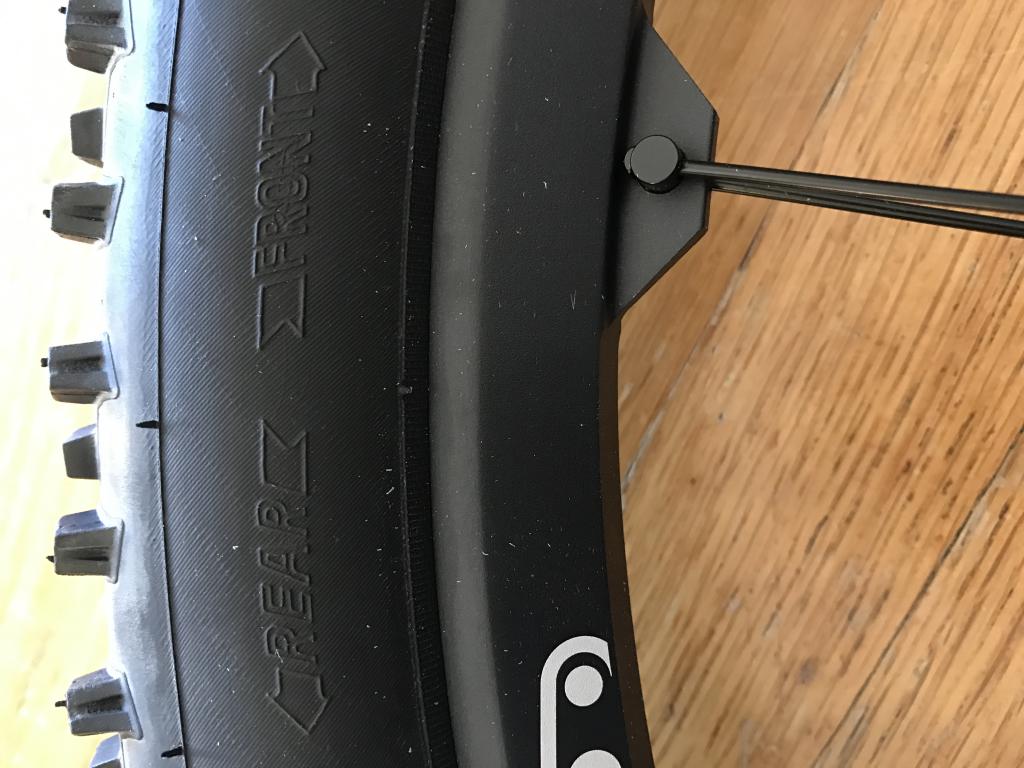 1101228d1477085705-schwalbe-smart-sam-directional-mounting-position-img_3554.jpg