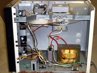 cimg1940-microwave-oven-interior.jpg