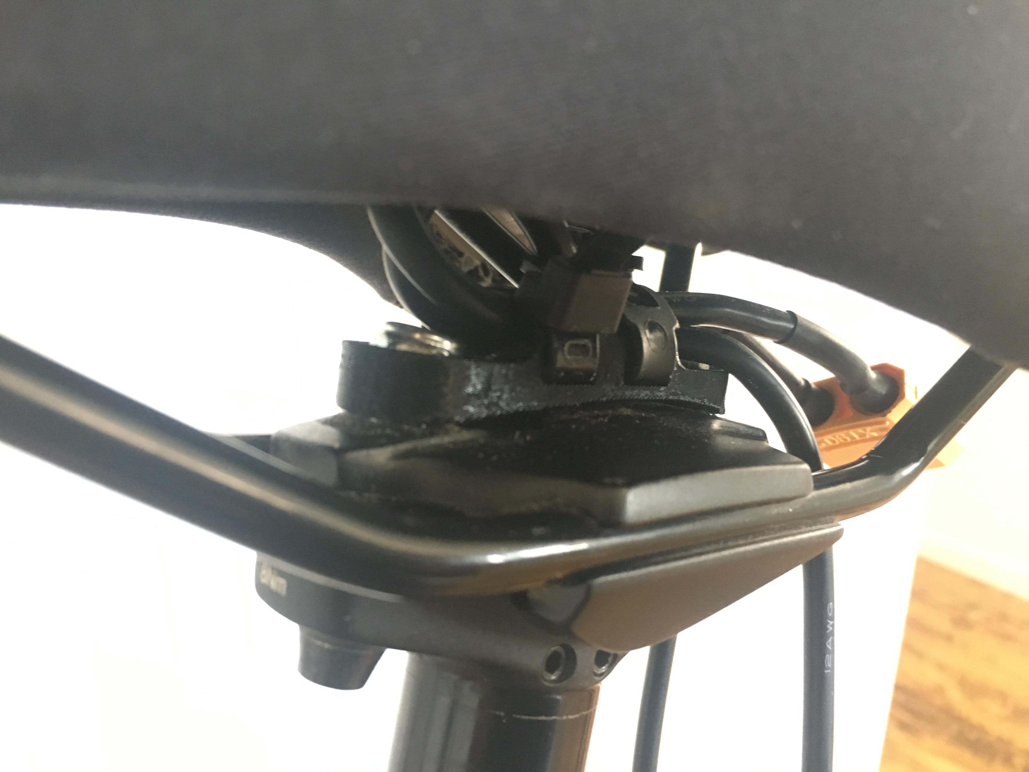 seat%20cable%20mount.JPG